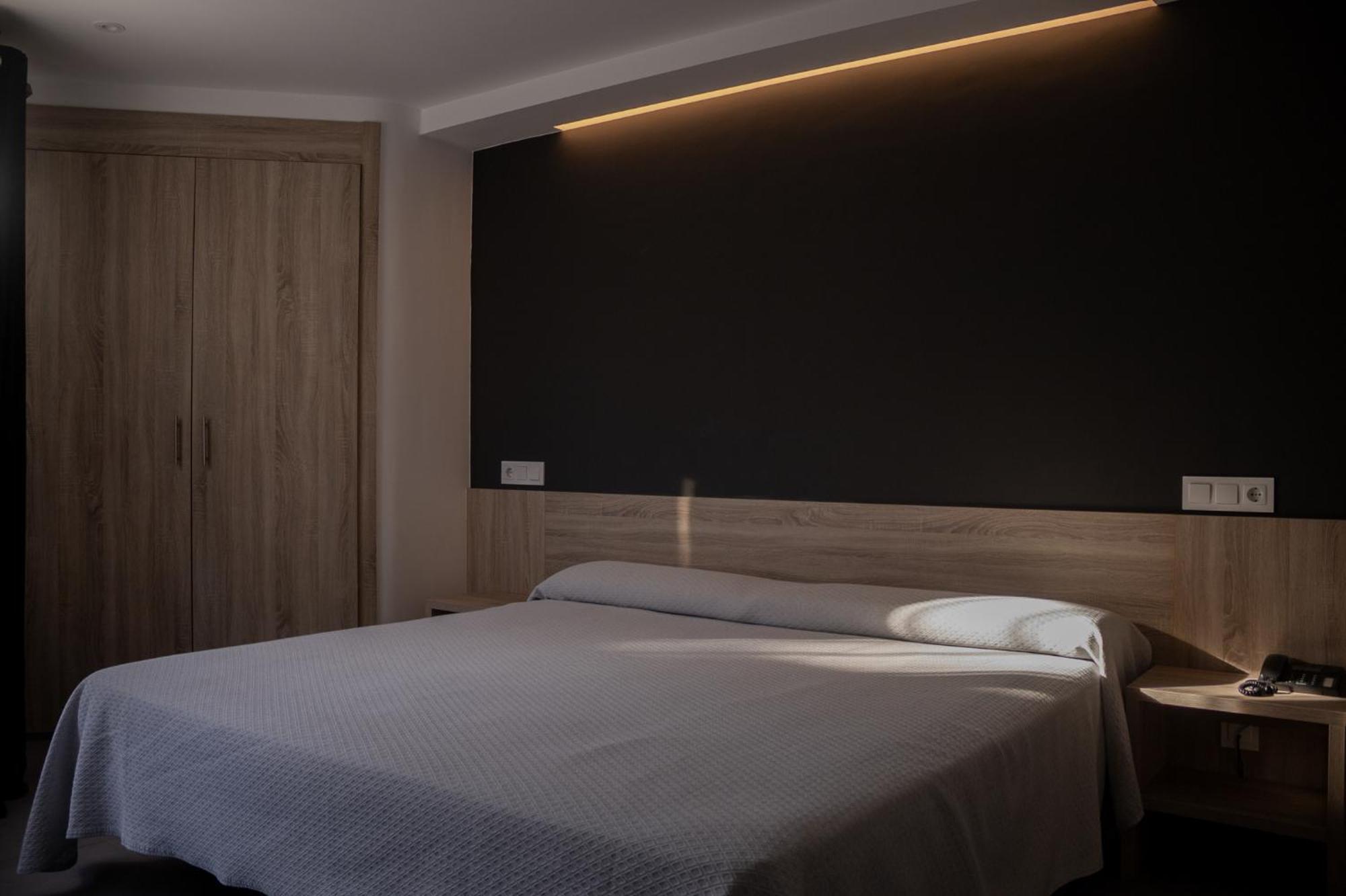 Hotel Hollywood Cangas Exterior foto